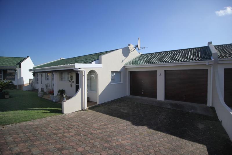 2 Bedroom Property for Sale in Fraaiuitsig Western Cape